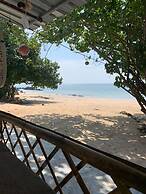 Sun Smile Beach Koh Jum