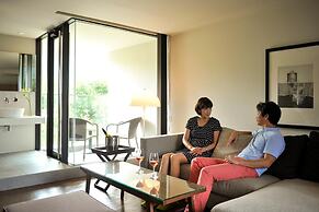 Resort Hotel Moanacoast