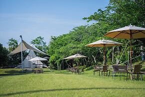 Resort Hotel Moanacoast