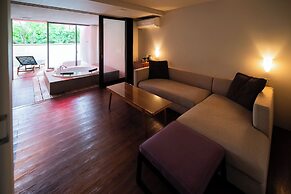 Resort Hotel Moanacoast