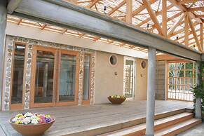 Resort Hotel Moanacoast