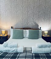 Ladybower Inn