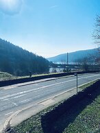 Ladybower Inn