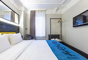 Taksim Avenue Hotel