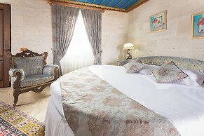 Hermes Cave Hotel