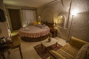 Hermes Cave Hotel