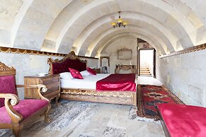 Hermes Cave Hotel