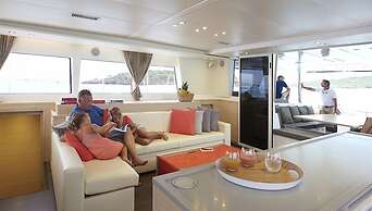 Dream Yacht Charter Private Crewed Yacht