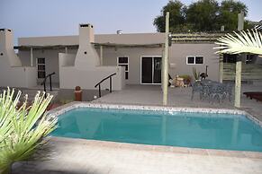 Kalahari Farmstall - Accommodation and Campground