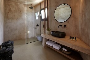 North Santorini - A Luxury Spa Hotel