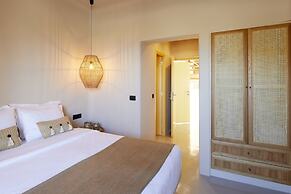 North Santorini - A Luxury Spa Hotel