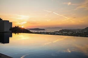 North Santorini - A Luxury Spa Hotel