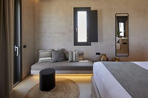 North Santorini - A Luxury Spa Hotel