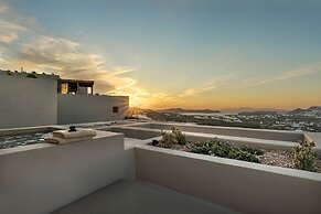 North Santorini - A Luxury Spa Hotel