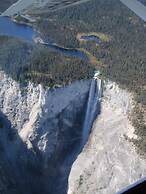 Retreat Wilderness Inn