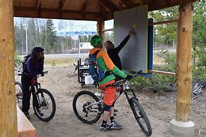 Retreat Wilderness Inn