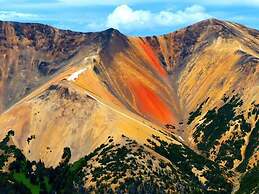 Retreat Wilderness Inn