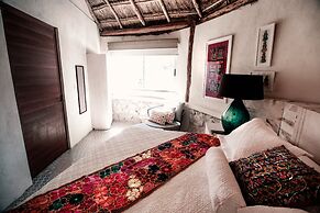 Hotel Paradise Suites