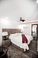 Hotel Paradise Suites