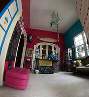 The Pelican Larry Hostel