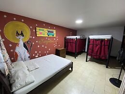 The Pelican Larry Hostel