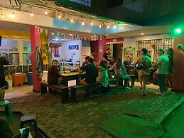 The Pelican Larry Hostel