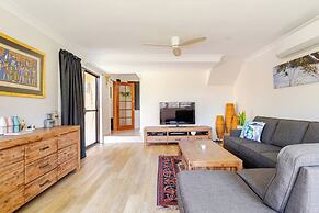 Kookaburra Retreat