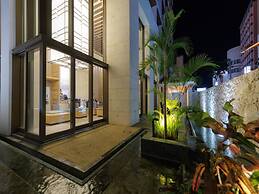JR KYUSHU HOTEL Blossom Naha