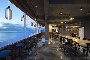 EL Hotel