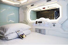 The Capsule Hotel - Hostel