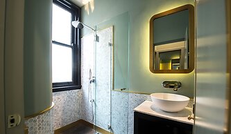 The Capsule Hotel - Hostel