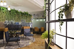 The Capsule Hotel - Hostel