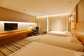 Qingdao Wushengguan Holiday Hotel