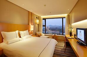 Qingdao Wushengguan Holiday Hotel