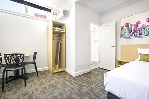 Nightcap at Hume Hotel