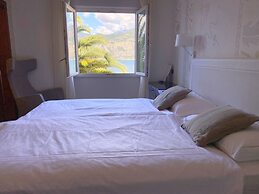 Hotel Capri
