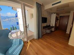 Hotel Capri