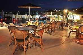 Santorini Camping Rooms