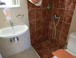 Santorini Camping Rooms