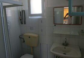 Santorini Camping Rooms