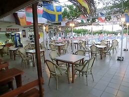 Santorini Camping Rooms