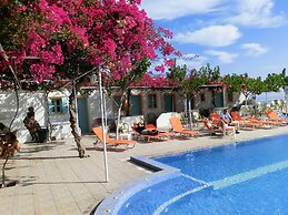 Santorini Camping Rooms