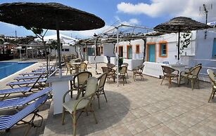 Santorini Camping Rooms