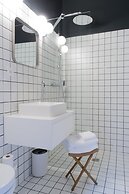 Les Toquées by Benoit Bernard