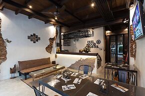 Feel Good Hostel