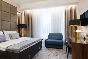V Spa & Conference Hotel