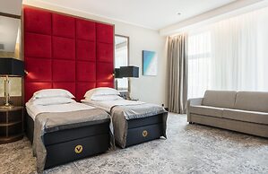 V Spa & Conference Hotel