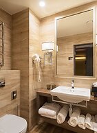 V Spa & Conference Hotel