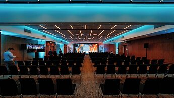 V Spa & Conference Hotel