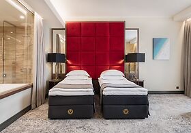 V Spa & Conference Hotel